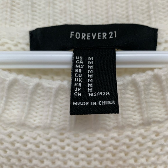F21 Cable-knit sweater - Picture 2 of 5
